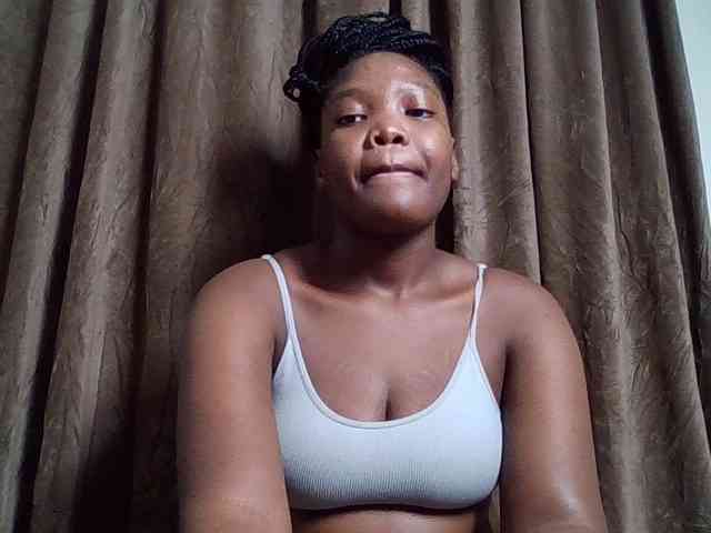 Sexyicey webcam