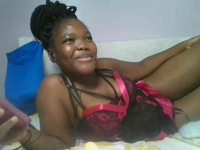 Sexyicey webcam