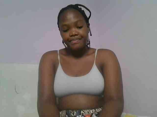 Sexyicey webcam