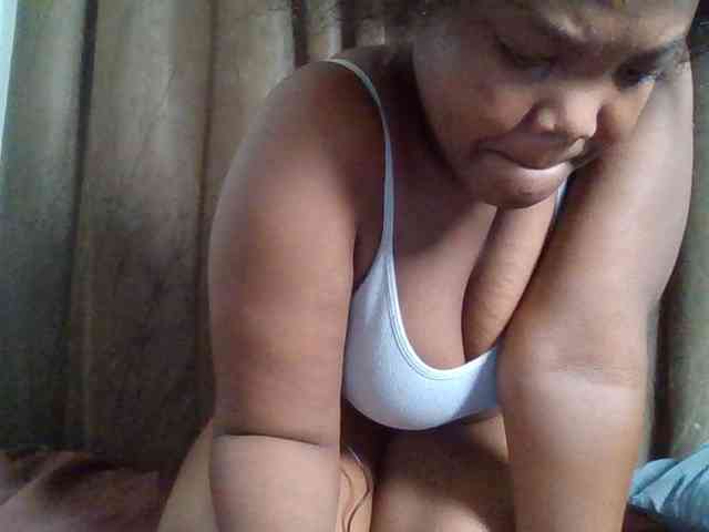 Sexyicey webcam