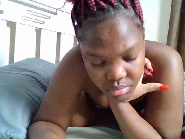 Sexyicey webcam