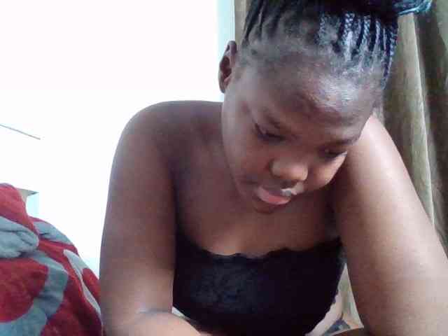 Sexyicey webcam