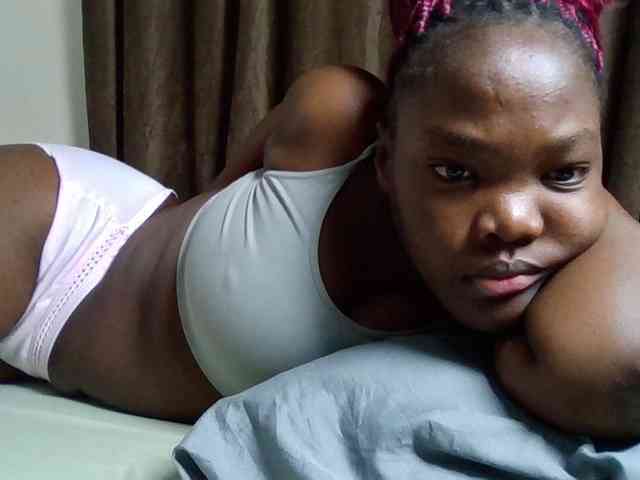 Sexyicey webcam