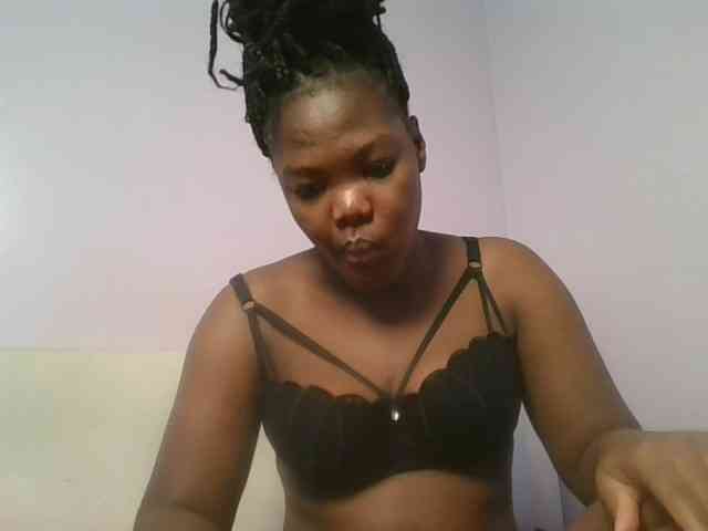 Sexyicey webcam