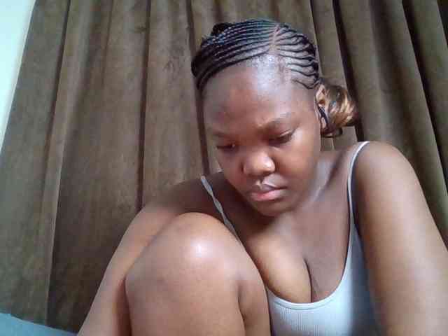 Sexyicey webcam