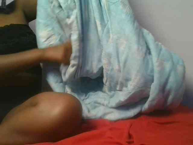 Sexyicey webcam