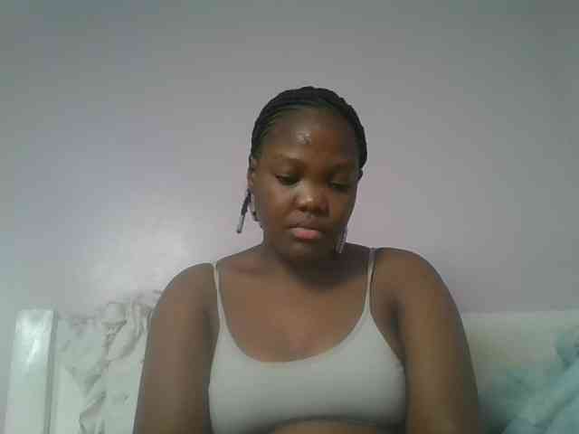 Sexyicey webcam