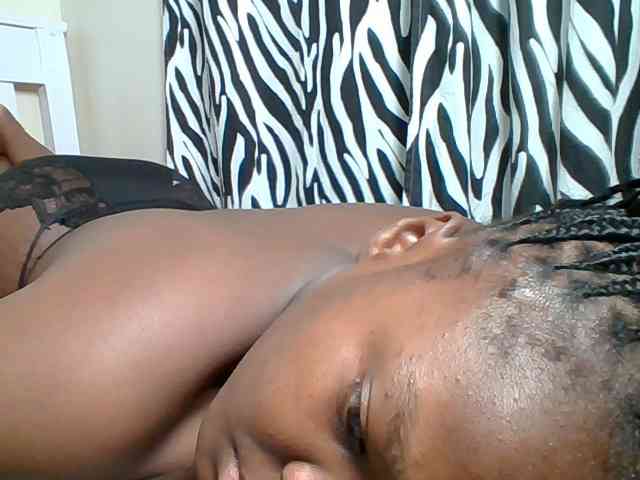 Sexyicey webcam