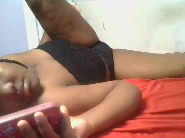 Sexyicey webcam