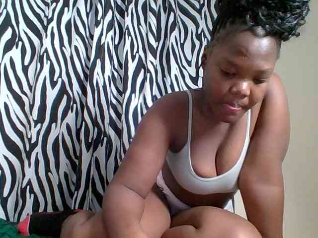 Sexyicey webcam