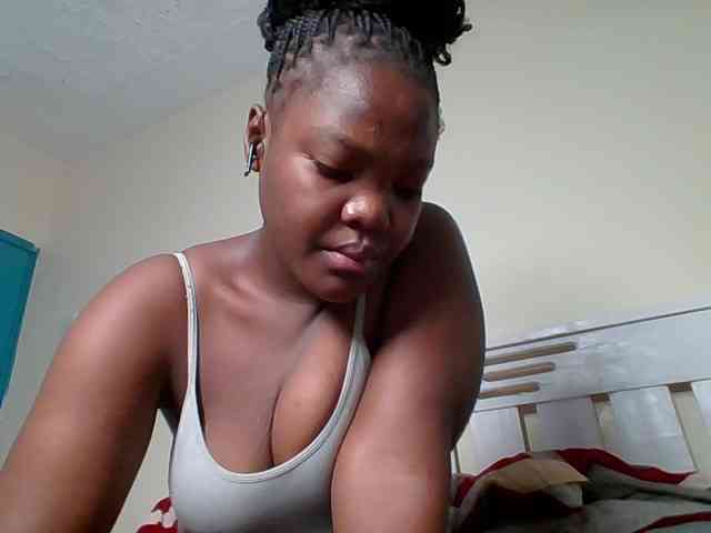 Sexyicey webcam