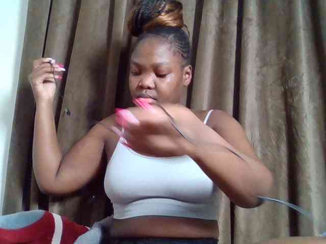 Sexyicey webcam
