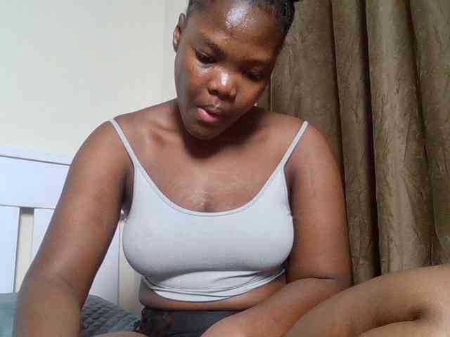 Sexyicey webcam