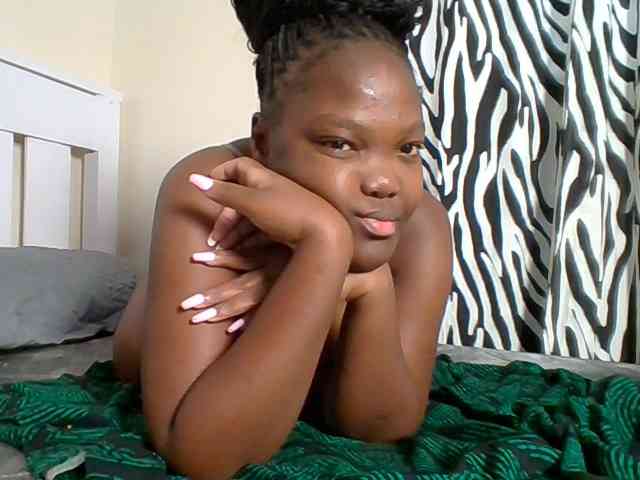 Sexyicey webcam