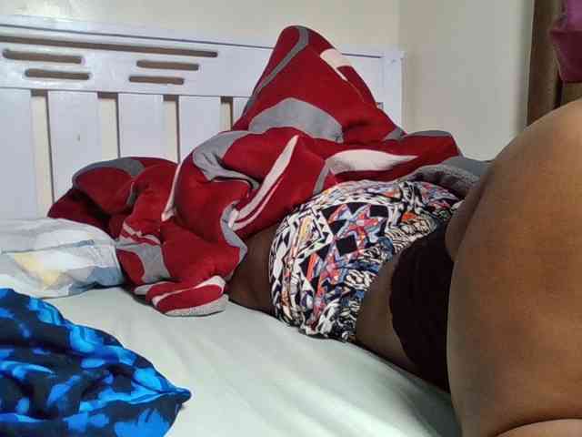 Sexyicey webcam