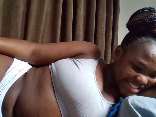 Sexyicey webcam
