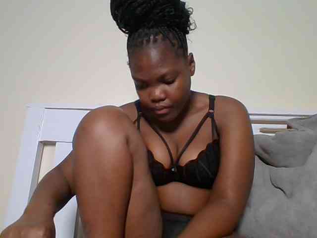 Sexyicey webcam