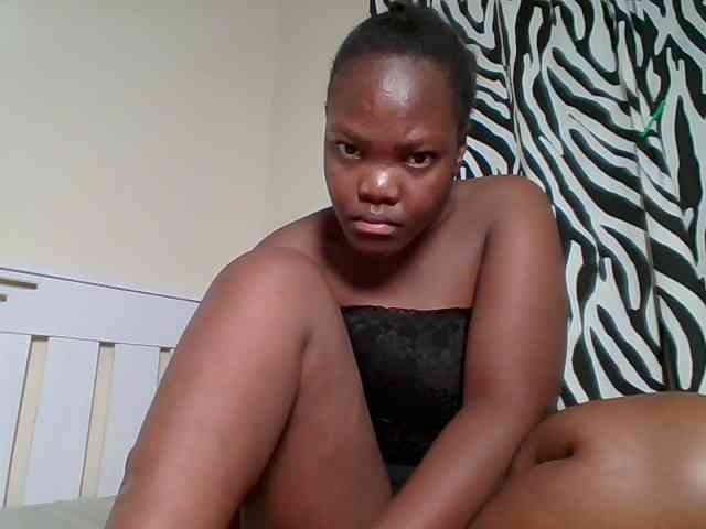 Sexyicey webcam