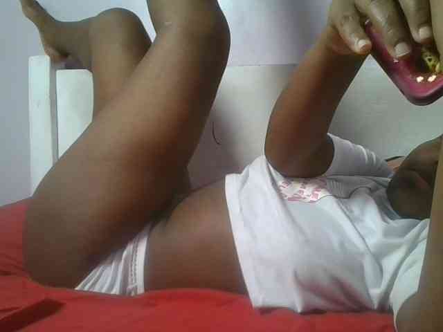 Sexyicey webcam
