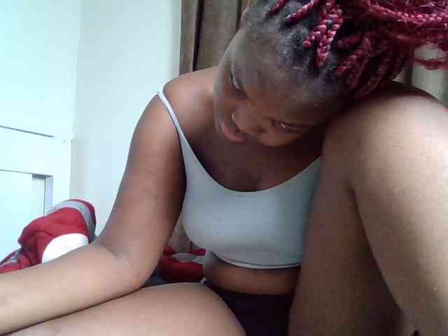 Sexyicey webcam