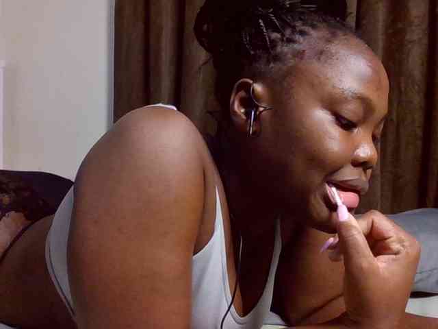 Sexyicey webcam