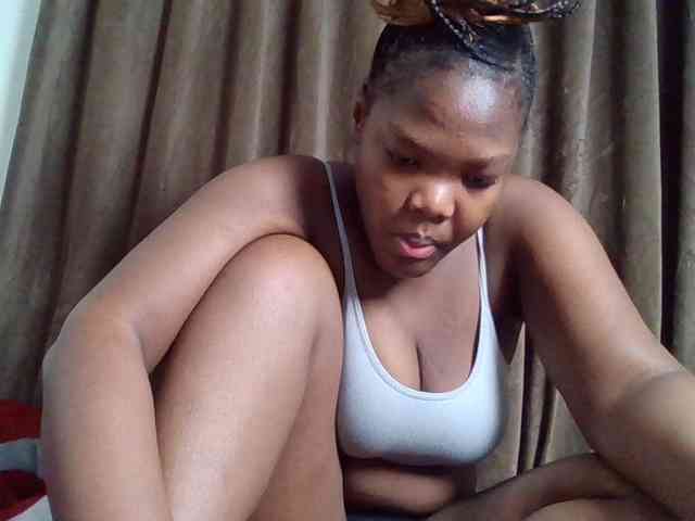 Sexyicey webcam