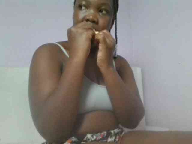 Sexyicey webcam