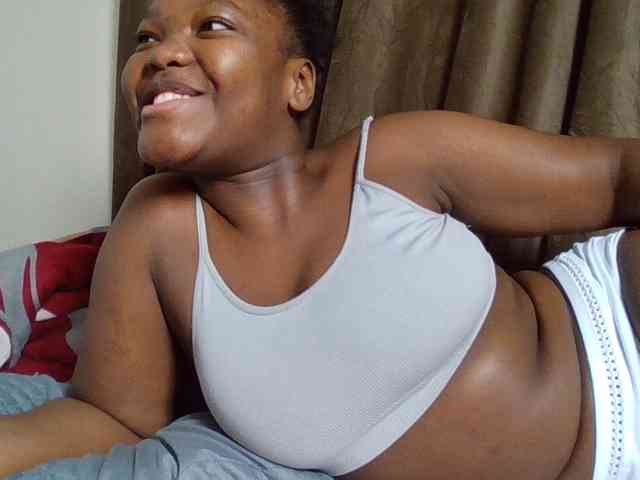 Sexyicey webcam