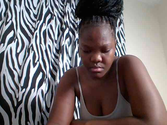 Sexyicey webcam