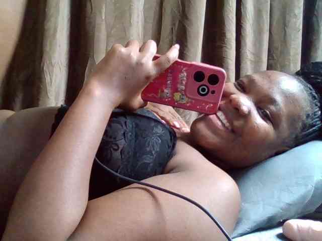Sexyicey webcam