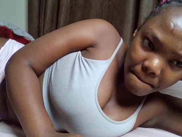 Sexyicey webcam
