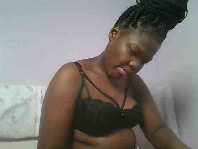 Sexyicey webcam