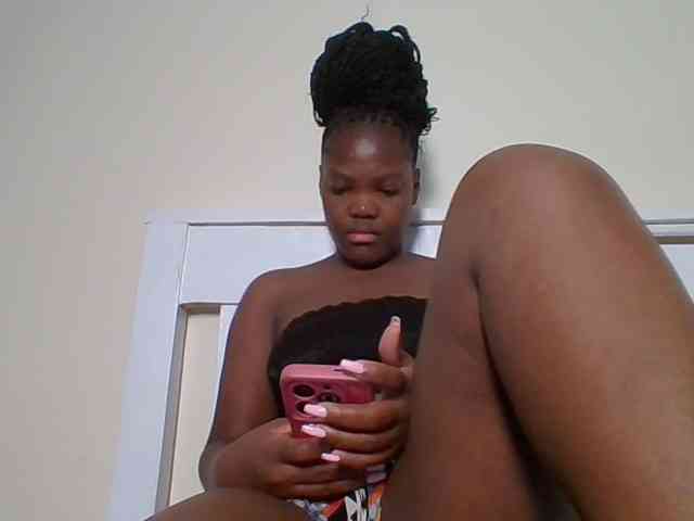 Sexyicey webcam