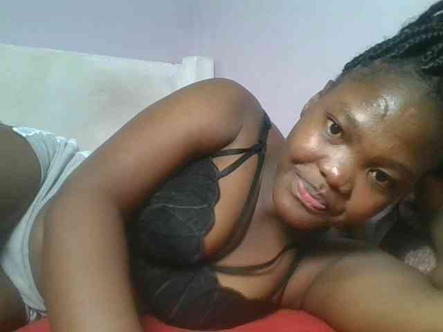 Sexyicey webcam