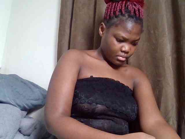 Sexyicey webcam