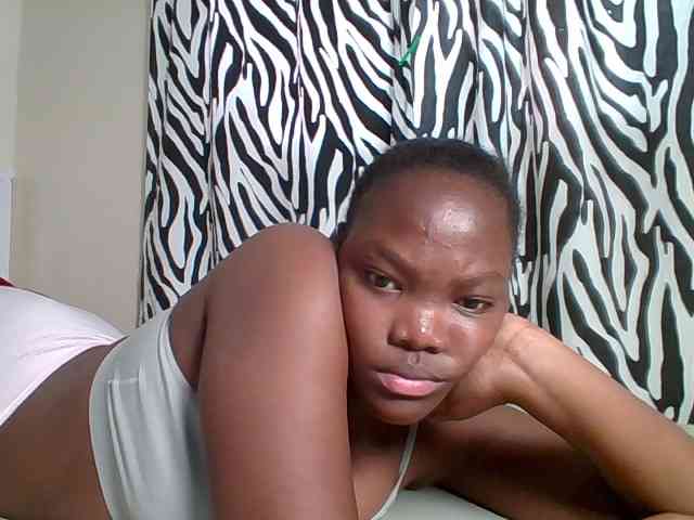 Sexyicey webcam