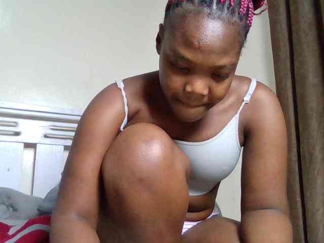Sexyicey webcam