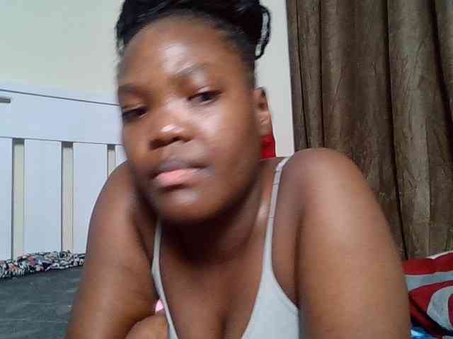 Sexyicey webcam