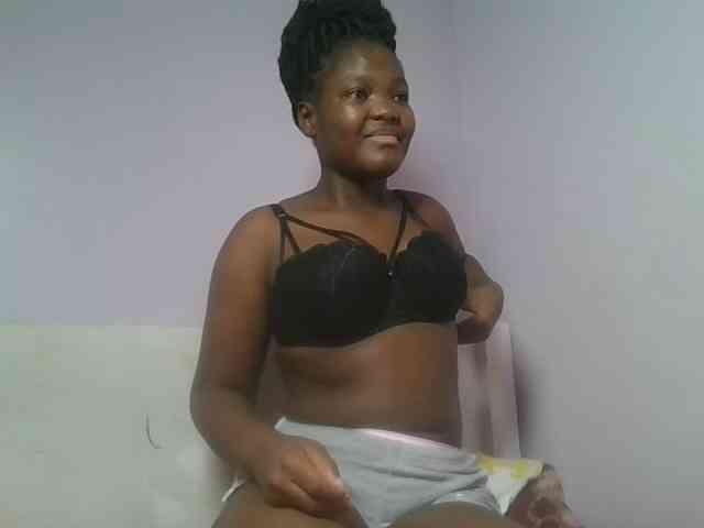 Sexyicey webcam