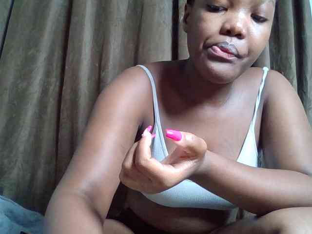 Sexyicey webcam