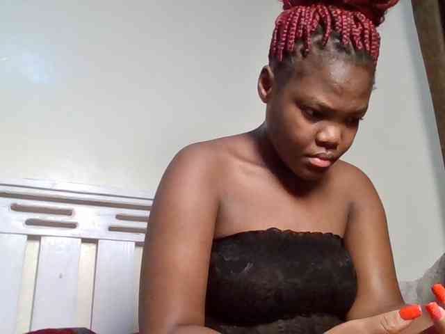 Sexyicey webcam