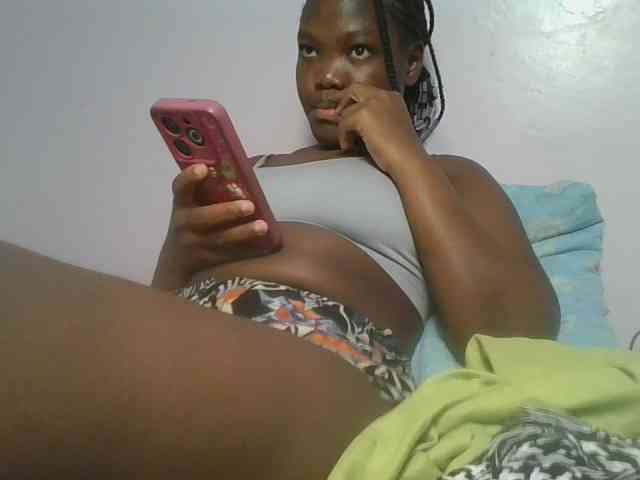 Sexyicey webcam