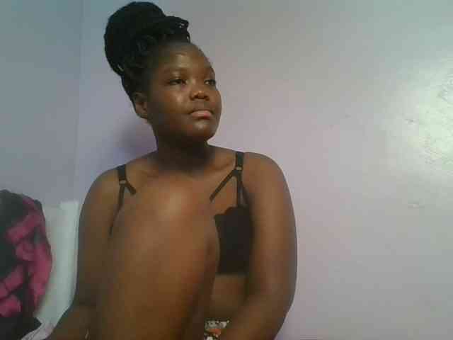 Sexyicey webcam