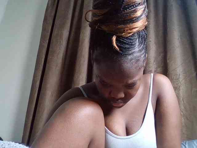 Sexyicey webcam