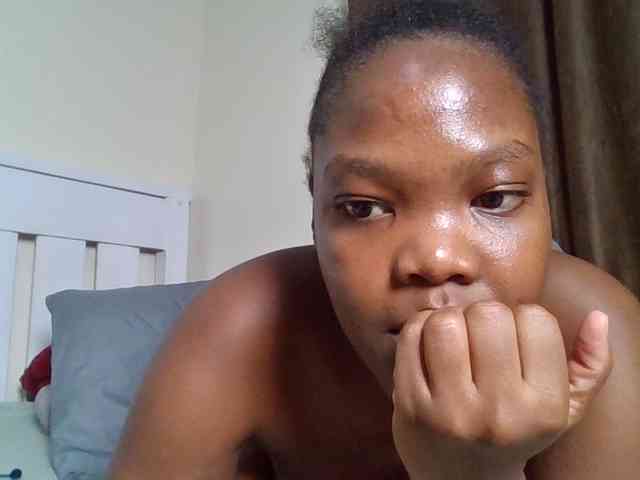 Sexyicey webcam