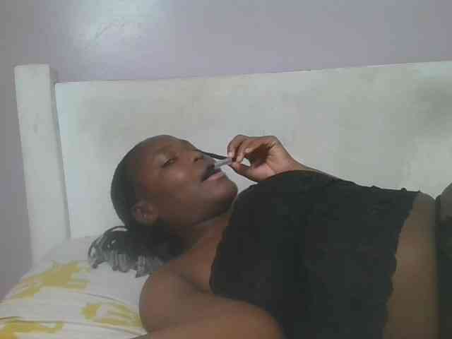 Sexyicey webcam