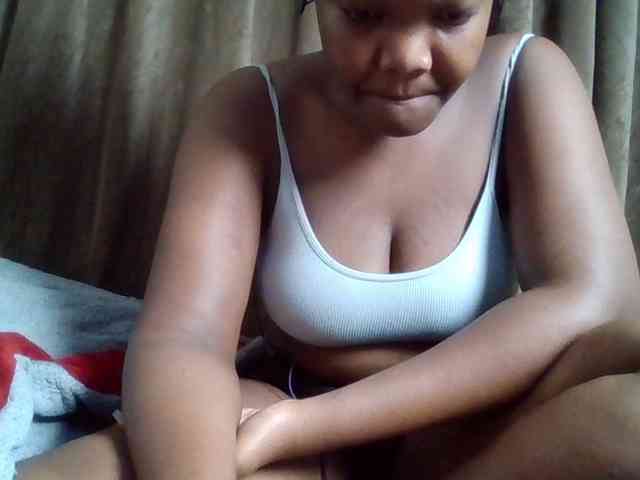 Sexyicey webcam