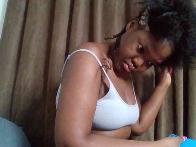 Sexyicey webcam