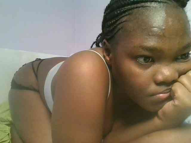 Sexyicey webcam