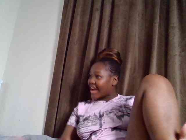Sexyicey webcam